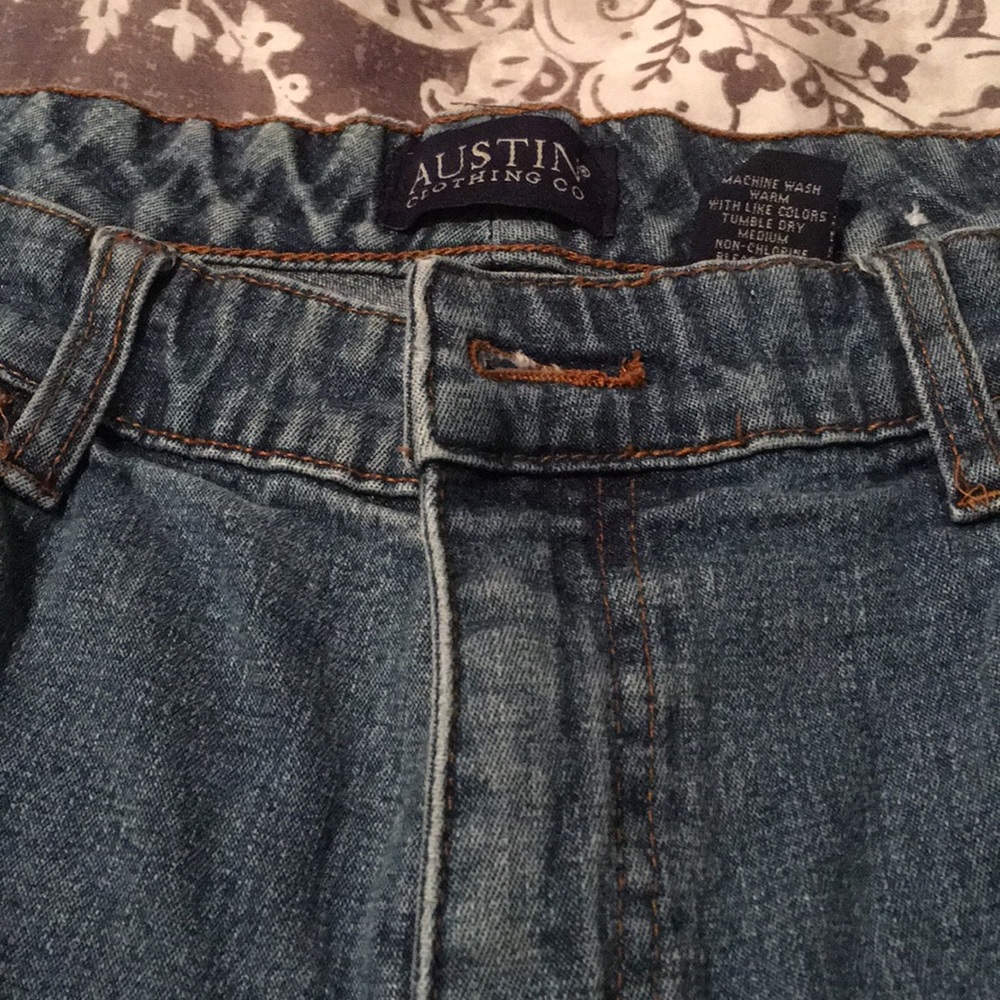Austin jeans size 16, price is firm. Thanks